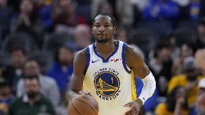 Slater：庫(kù)明加本賽季被貶為替補(bǔ)后 認(rèn)為自己又成了替罪羊