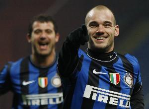 斯內德回憶貝尼特斯執教國米：他來的時機不對，我們相處并不容易